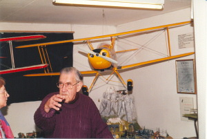 Ruedi 1996 vor Bücker-Jungmann im 